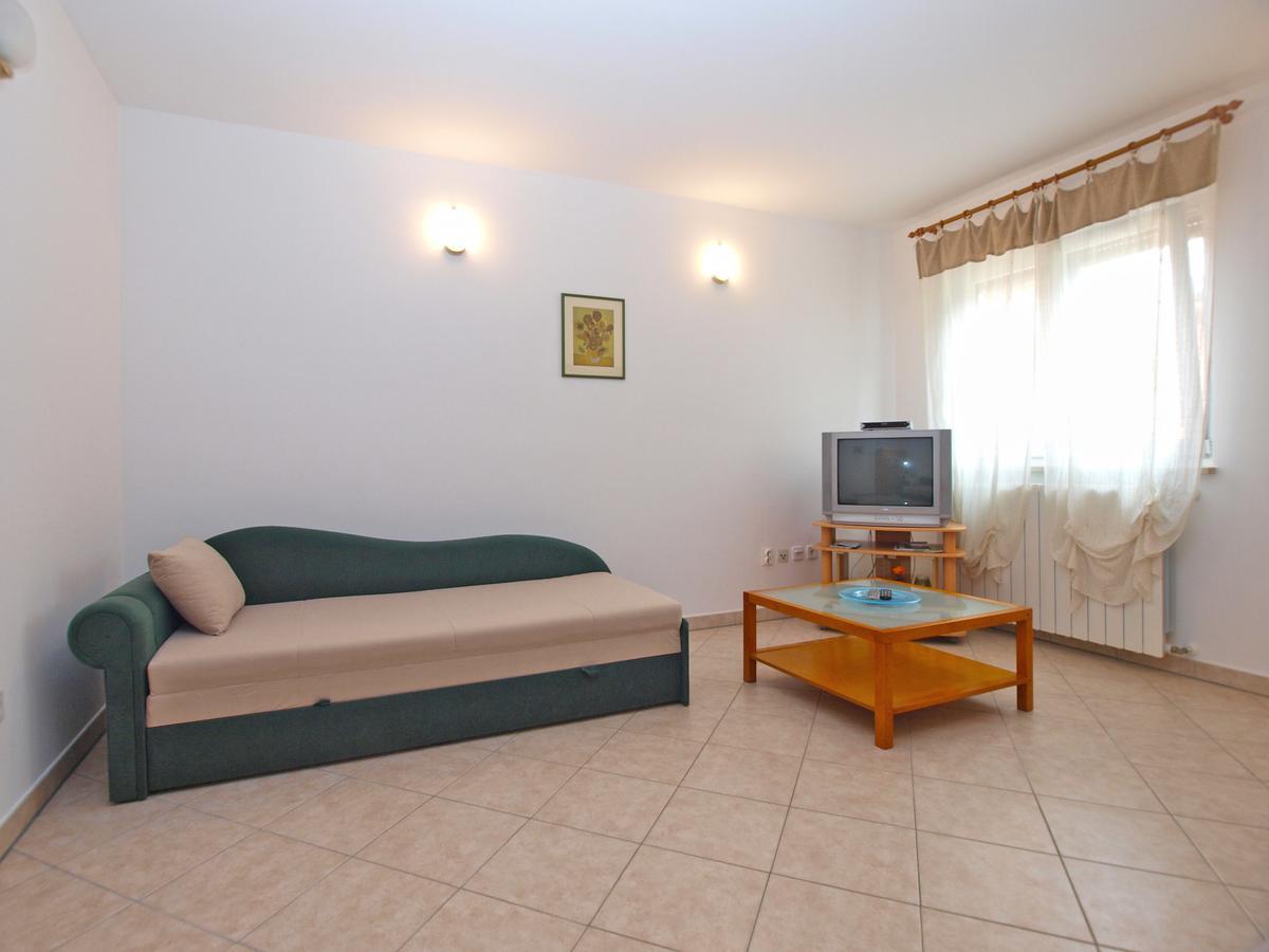 פולה Apartment Alma 1600 מראה חיצוני תמונה