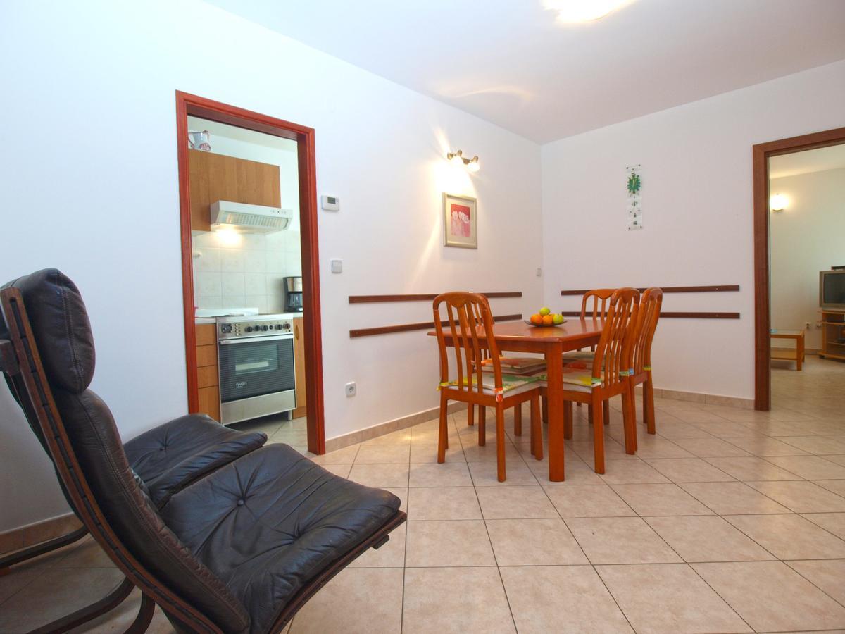 פולה Apartment Alma 1600 מראה חיצוני תמונה